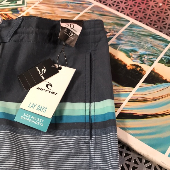 🔥 Rip Curl BoardShorts - Picture 3 of 6